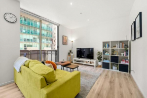 Wills Court - Perfect Central City Base with parking, Melbourne